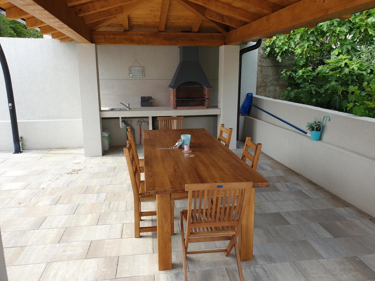 Čižići Apartments Klaudija מראה חיצוני תמונה