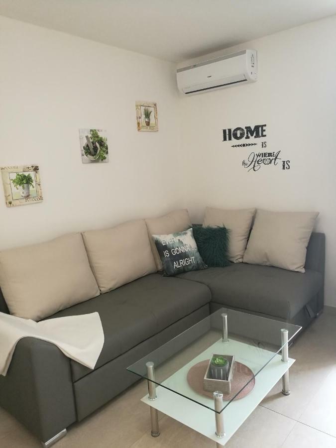 Čižići Apartments Klaudija מראה חיצוני תמונה